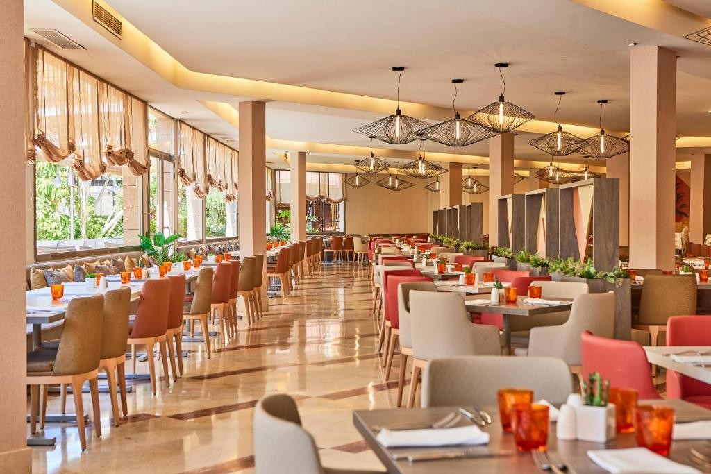 Zafiro Tropic & Spa