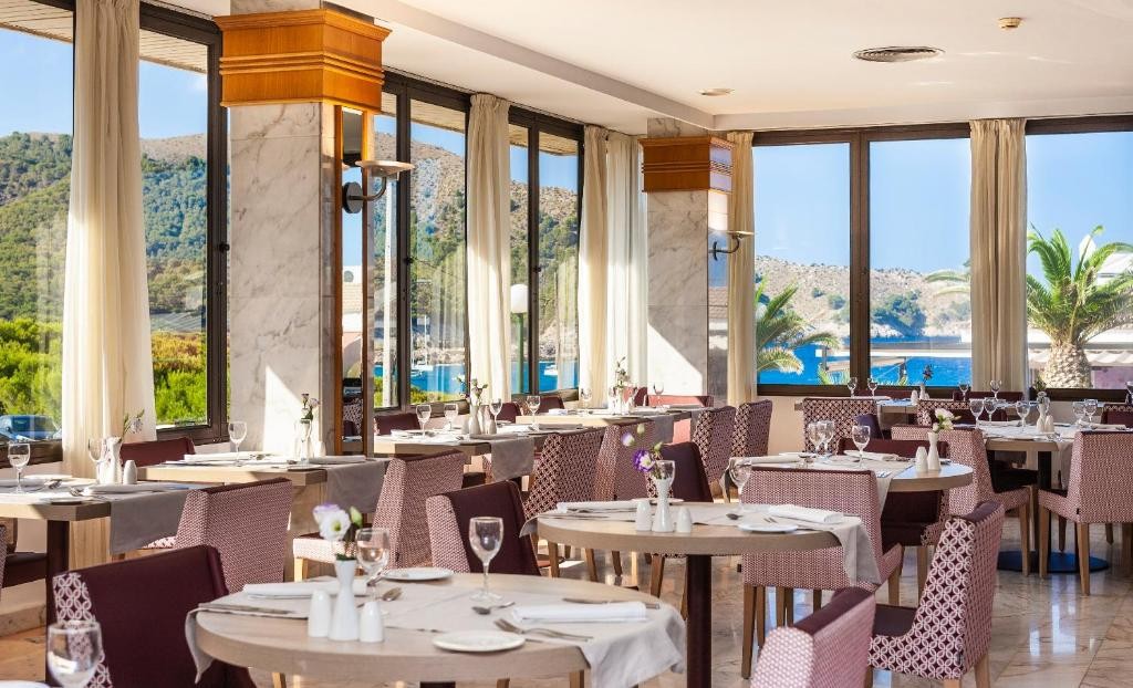 S'Entrador Playa Hotel & SPA