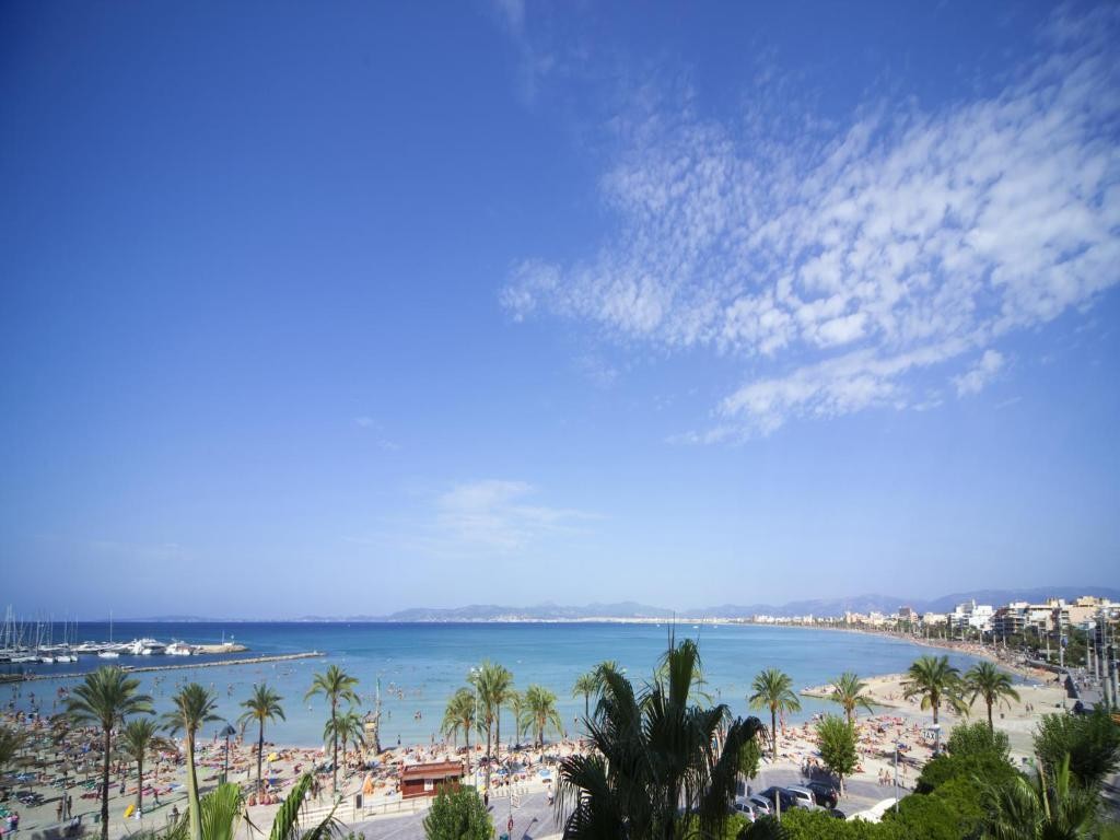 Whala!Beach Hotel