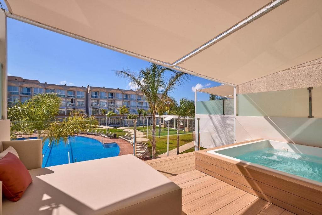 Zafiro Alzinar Mar (Adults Only 16+)