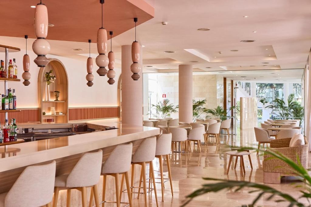Zafiro Alzinar Mar (Adults Only 16+)