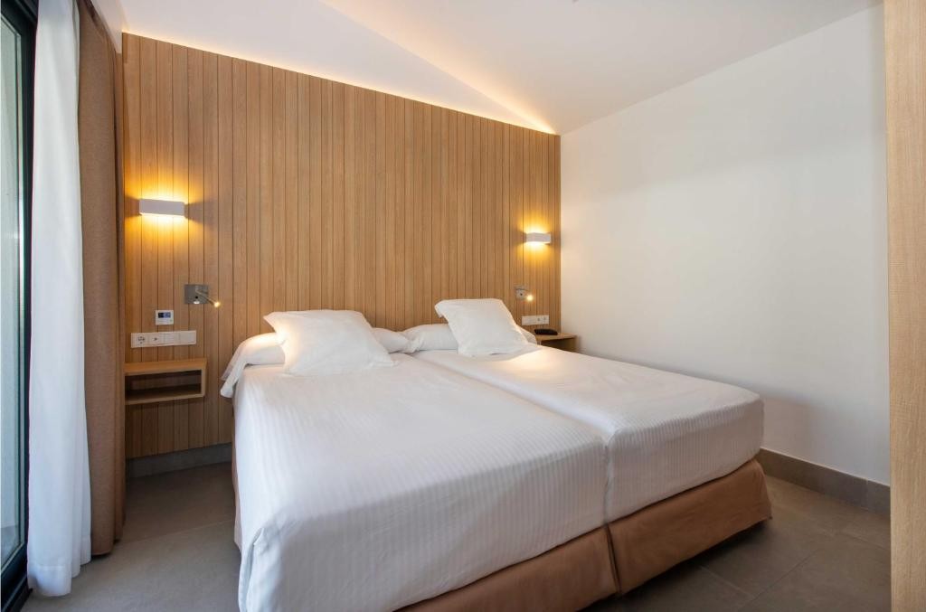 Valentin Playa De Muro Aparthotel