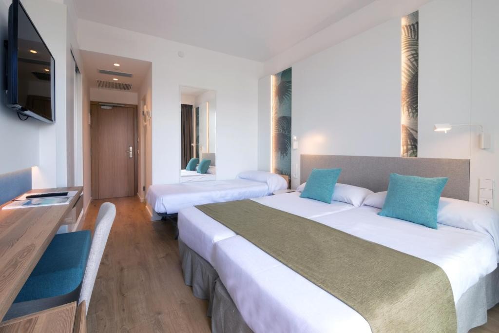 Js Yate Hotel