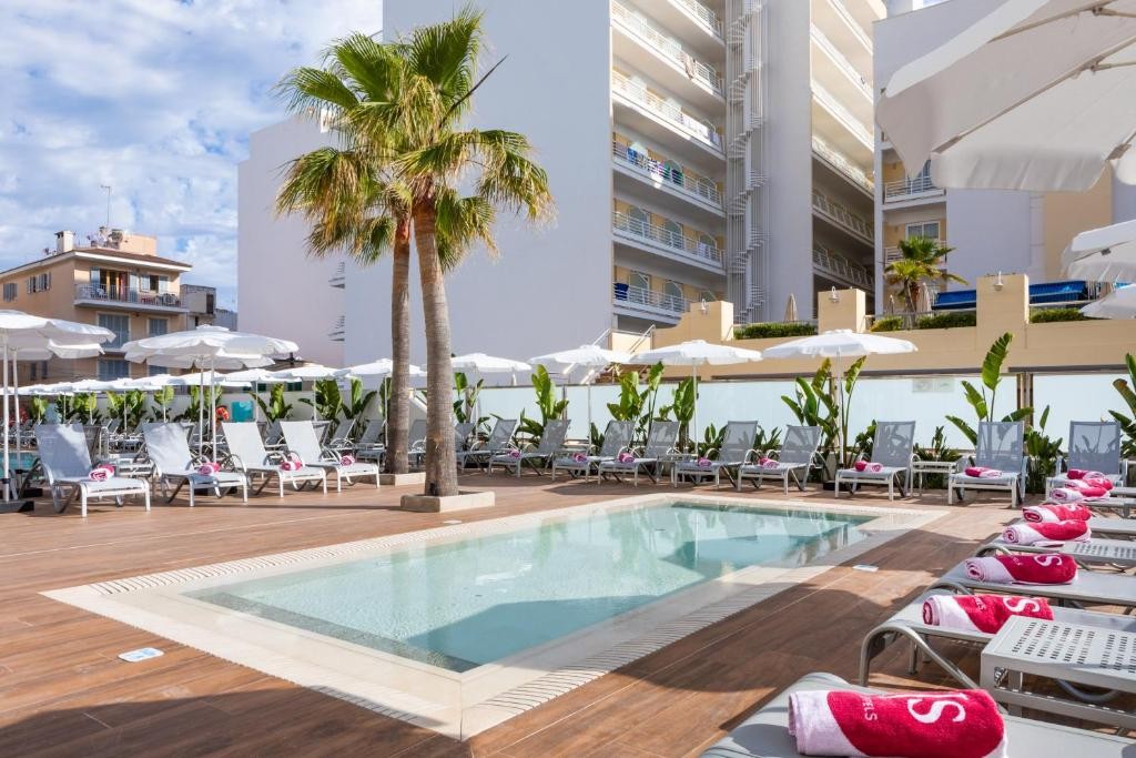 Js Yate Hotel