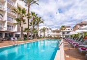 Js Yate Hotel