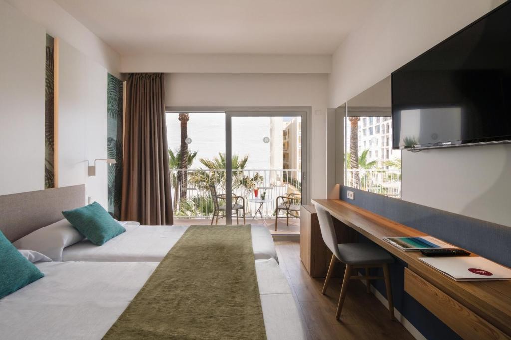 Js Yate Hotel