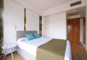 Js Yate Hotel