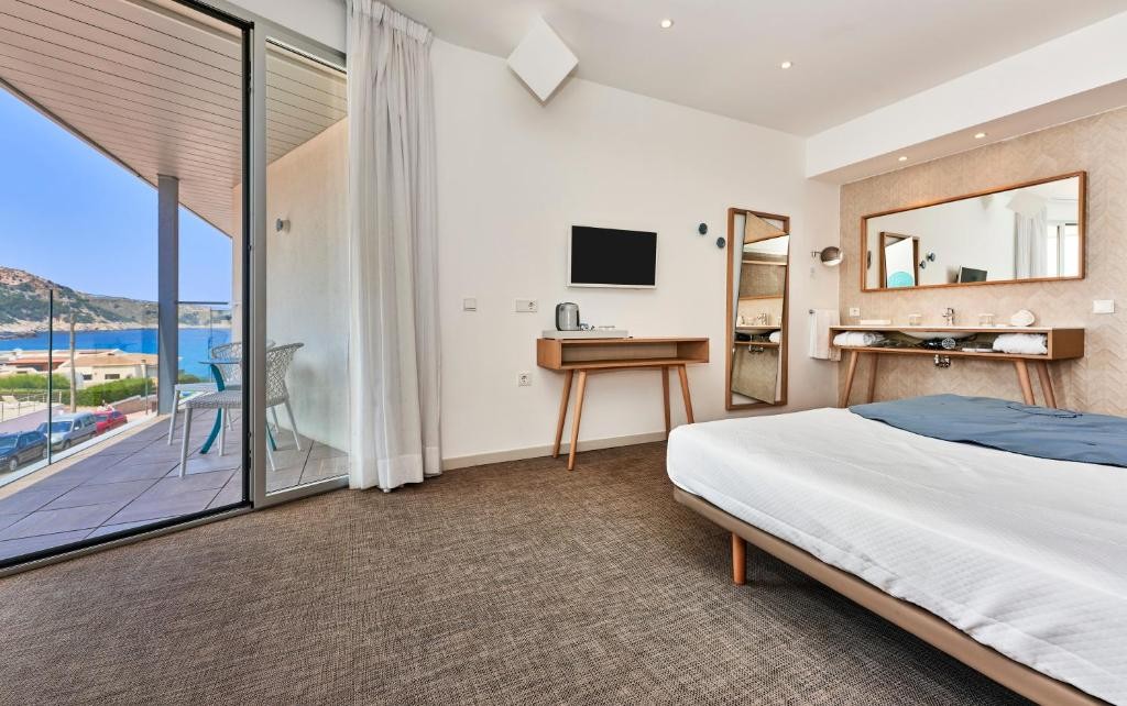 Mar Azul Pur Estil Hotel & SPA (Adults Only From 18 y.o.)