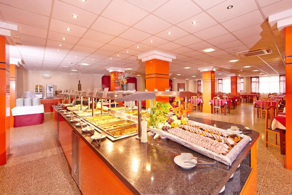 MLL Caribbean Bay
