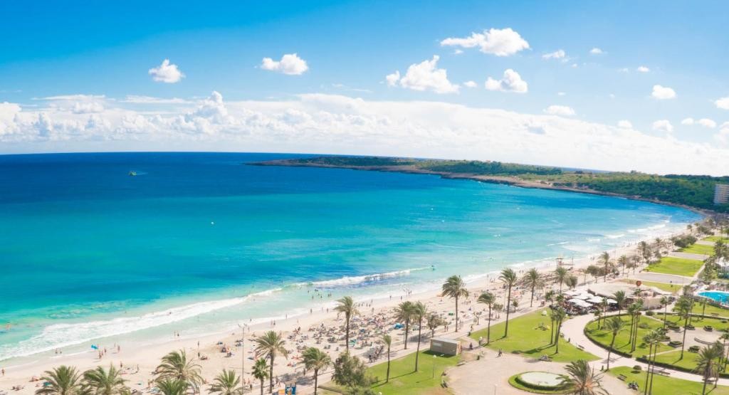 Cm Playa Del Moro