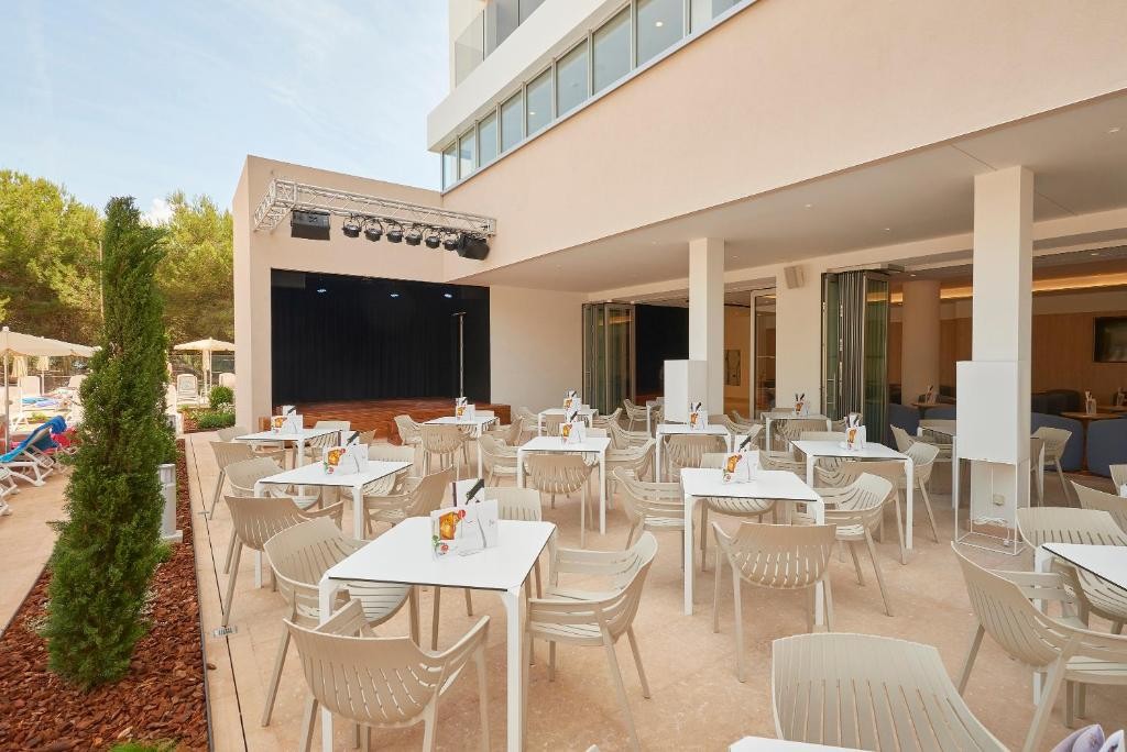 Hipotels Bahia Cala Millor (Adults Only 18+)