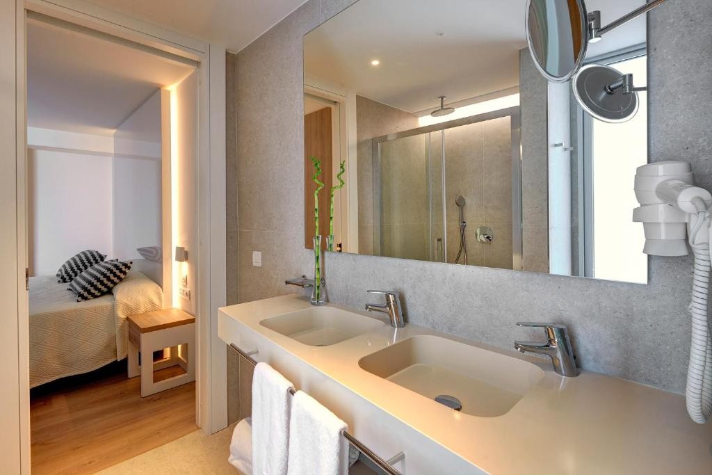 Hipotels Bahia Cala Millor (Adults Only 18+)