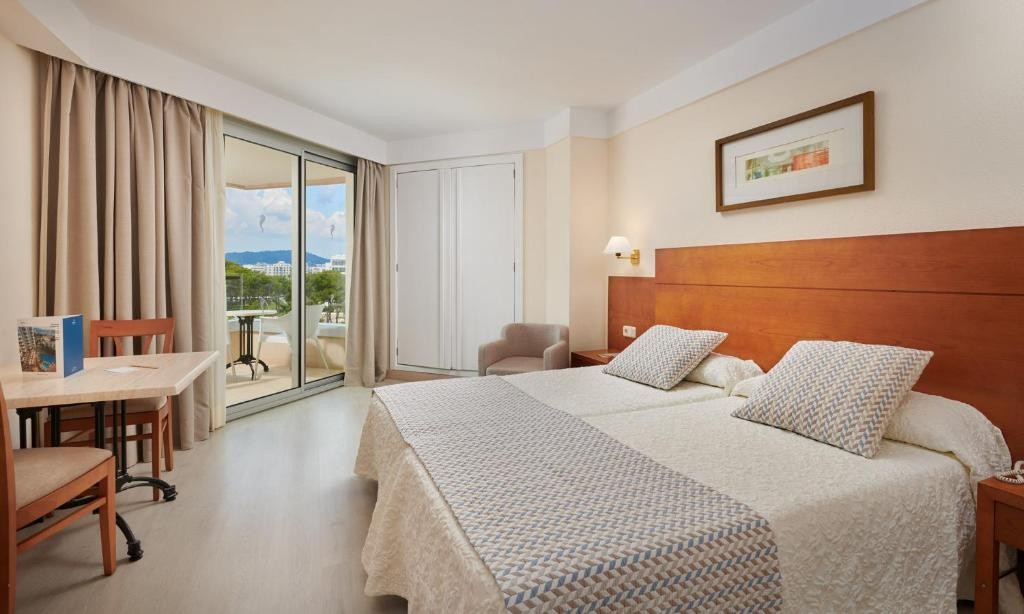 Hipotels Bahia Grande
