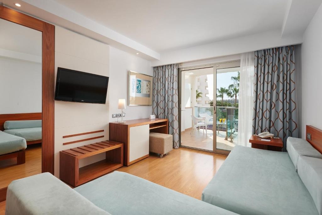 Hipotels Cala Millor Park
