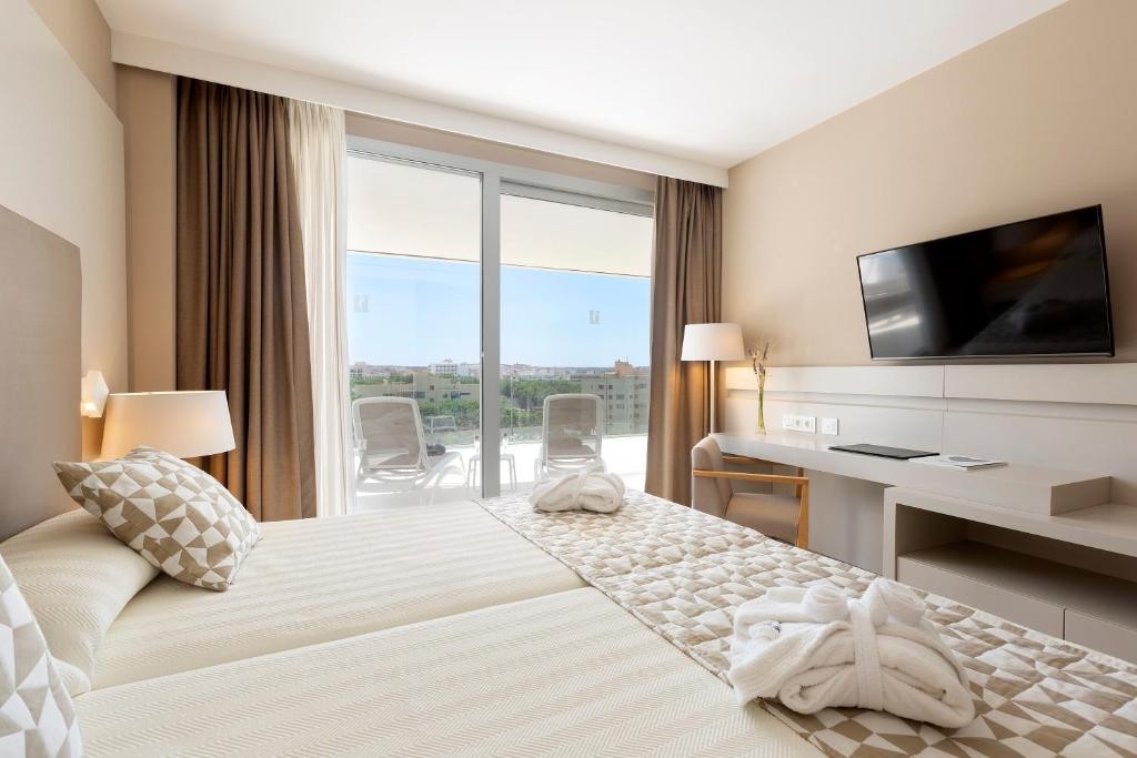 Hipotels Gran Playa De Palma
