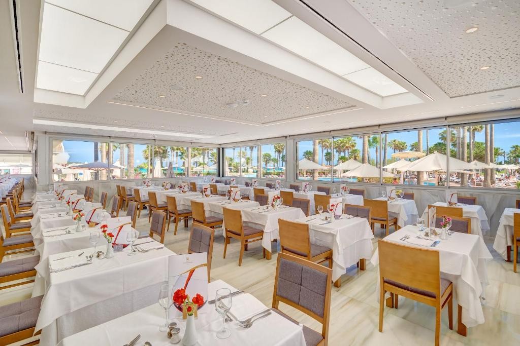 Hipotels Mediterraneo (Adults Only 18+)