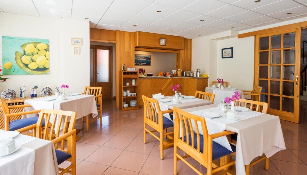 Residencia Sutimar