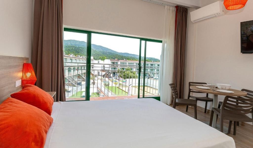 Medplaya Aparthotel Sant Eloi