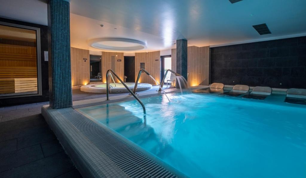 Rosamar Es Blau (Adults Only From 21 y.o.)