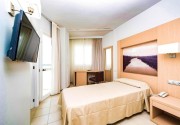 Eix Lagotel Hotel & Apartments