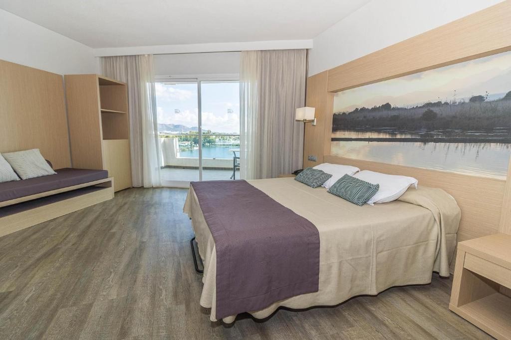 Eix Lagotel Hotel & Apartments