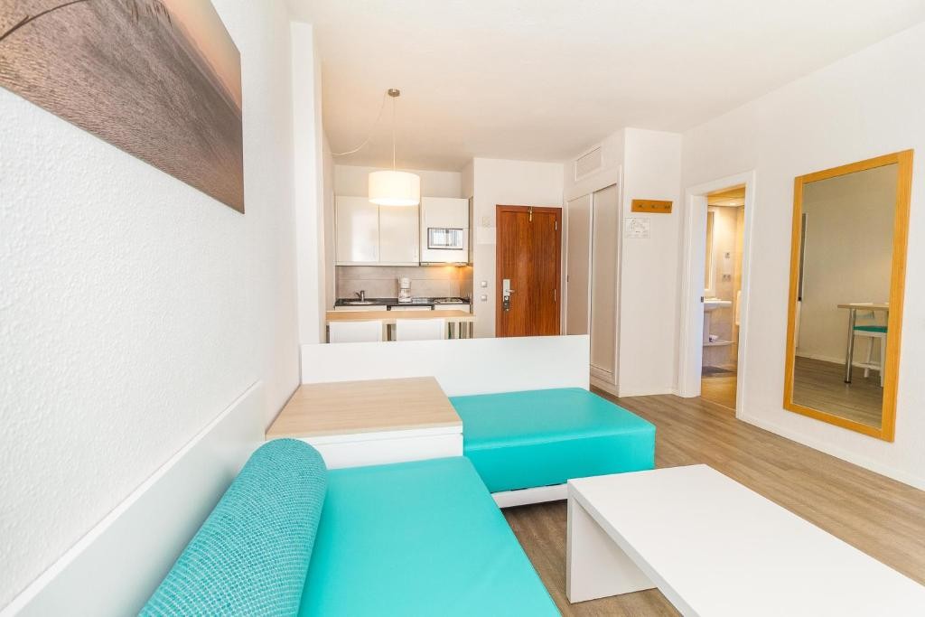 Eix Lagotel Hotel & Apartments