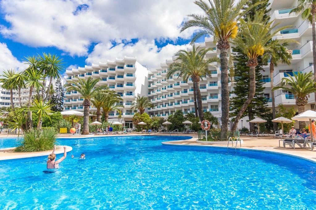 Eix Lagotel Hotel & Apartments