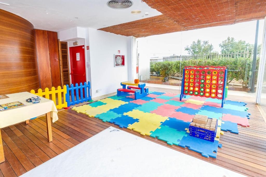 Eix Platja Daurada Aparthotel