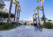 Eix Platja Daurada Aparthotel