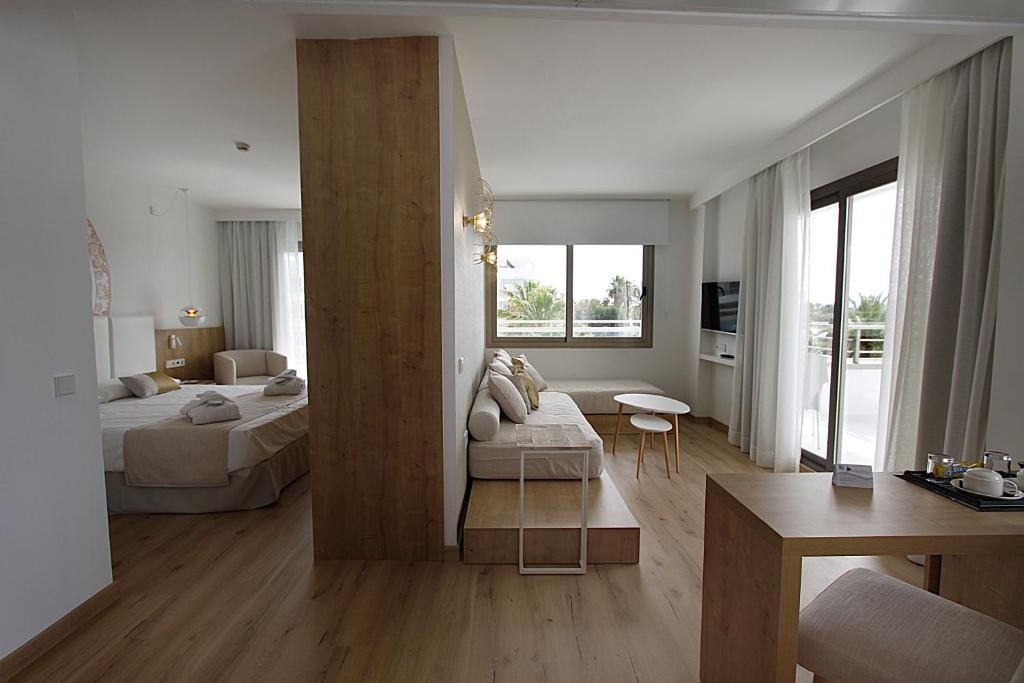 BG Rei Del Mediterrani (Adults Only From 16 Y.o.)