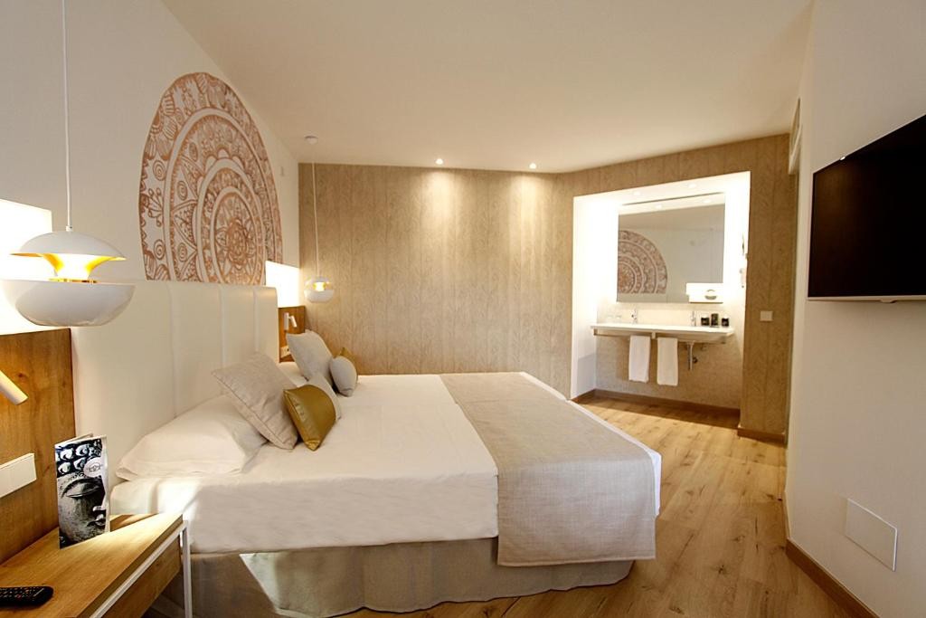 BG Rei Del Mediterrani (Adults Only From 16 Y.o.)