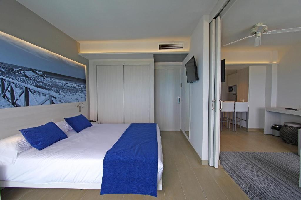 BG Tonga Tower Design Hotel & Suites