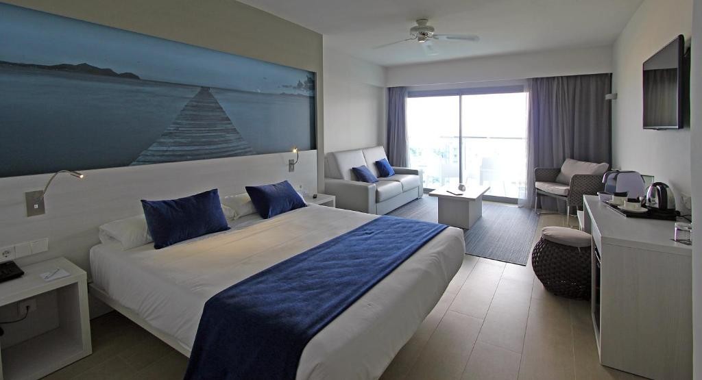 BG Tonga Tower Design Hotel & Suites