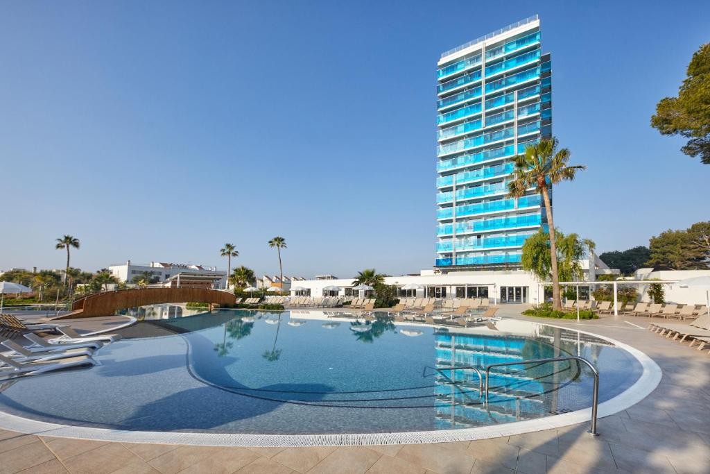BG Tonga Tower Design Hotel & Suites