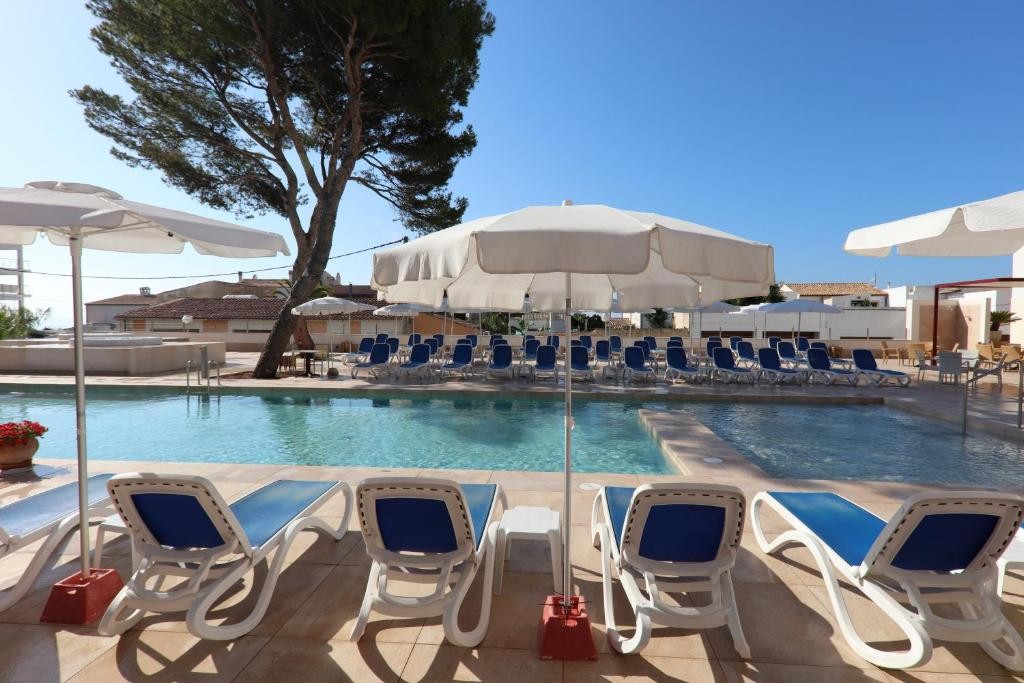 Clumba Hotel