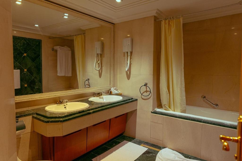 NAHRAWESS RESORT & THALASSO