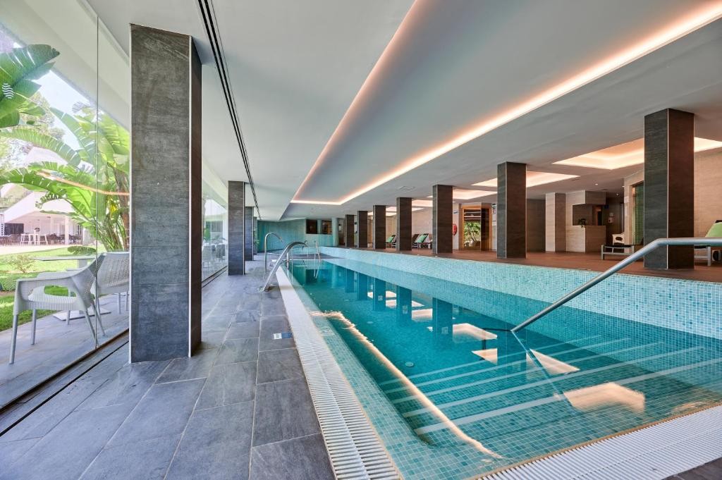 AluaSoul Carolina (Adults Only From 16 Y.o.)
