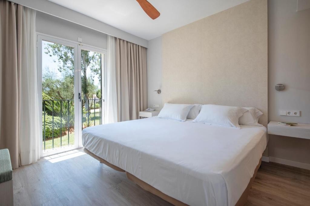 Blau Colonia Sant Jordi Resort & Spa