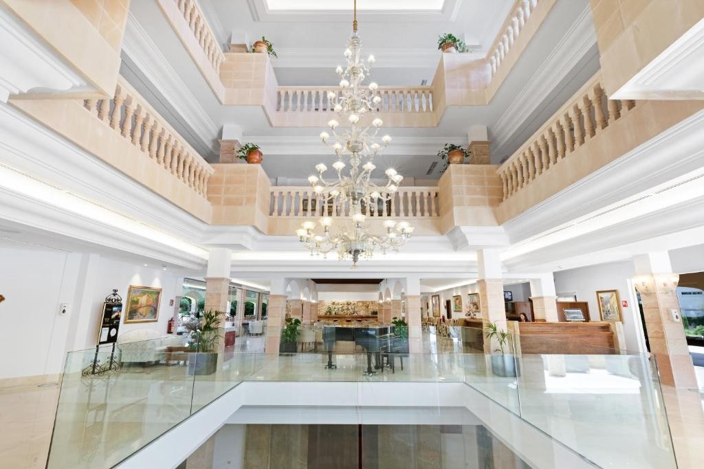 CM Mallorca Palace (Adults Only from 16 y.o.)