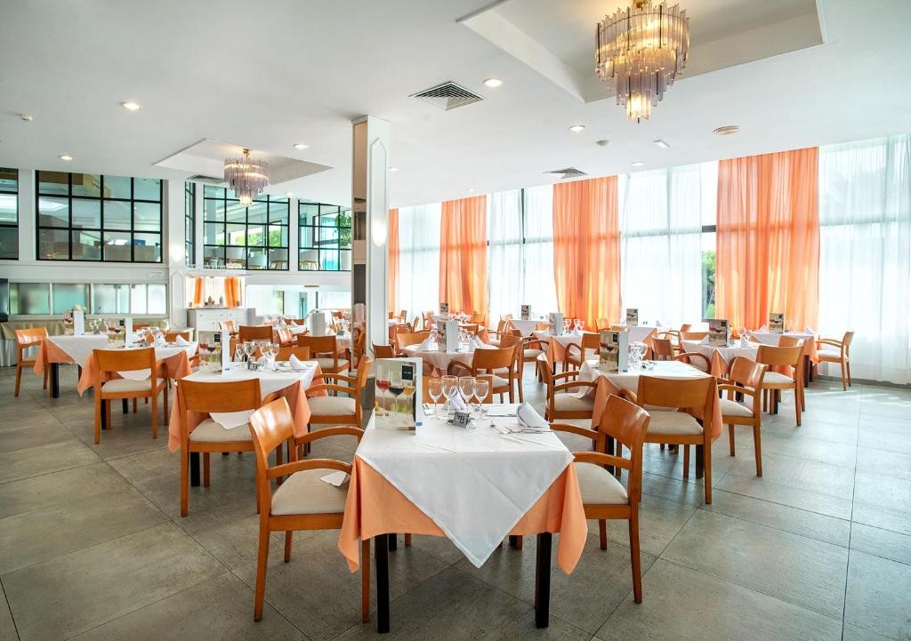 Exagon Park
