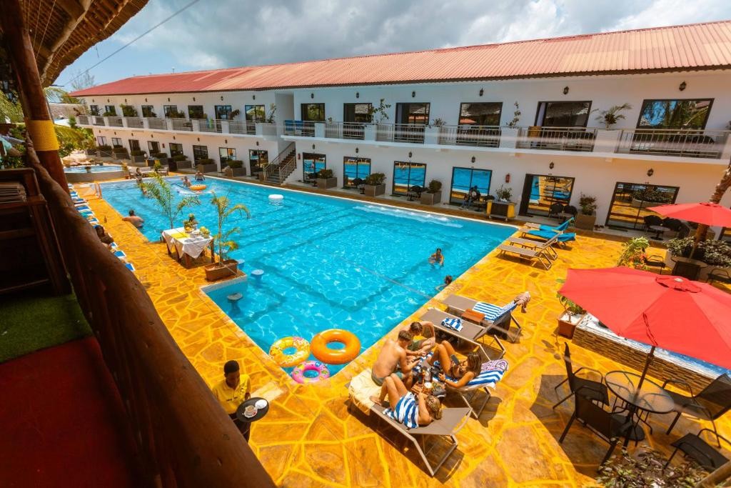 CANARY HOTEL AND SPA
