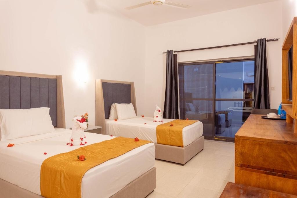 CANARY HOTEL AND SPA