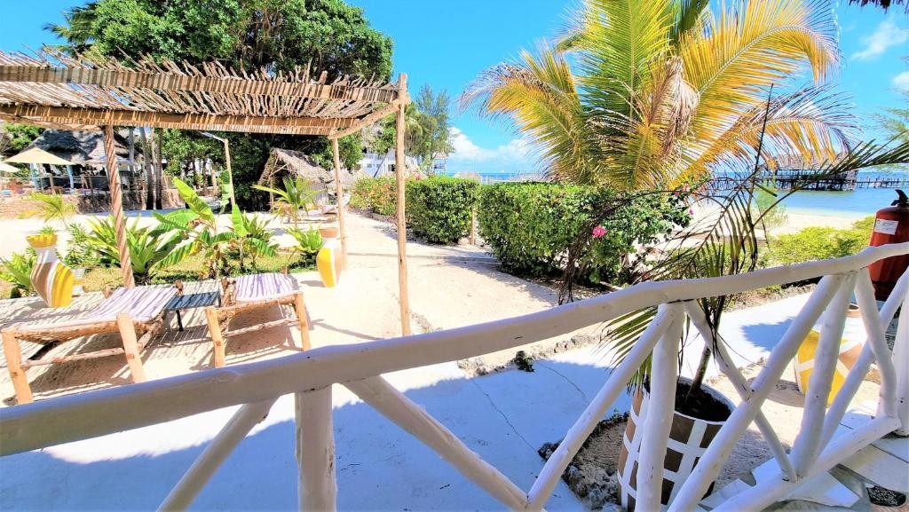 PARADISE BEACH RESORT