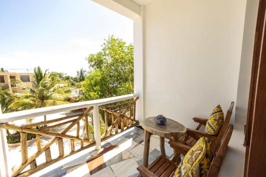 PARADISE BEACH RESORT