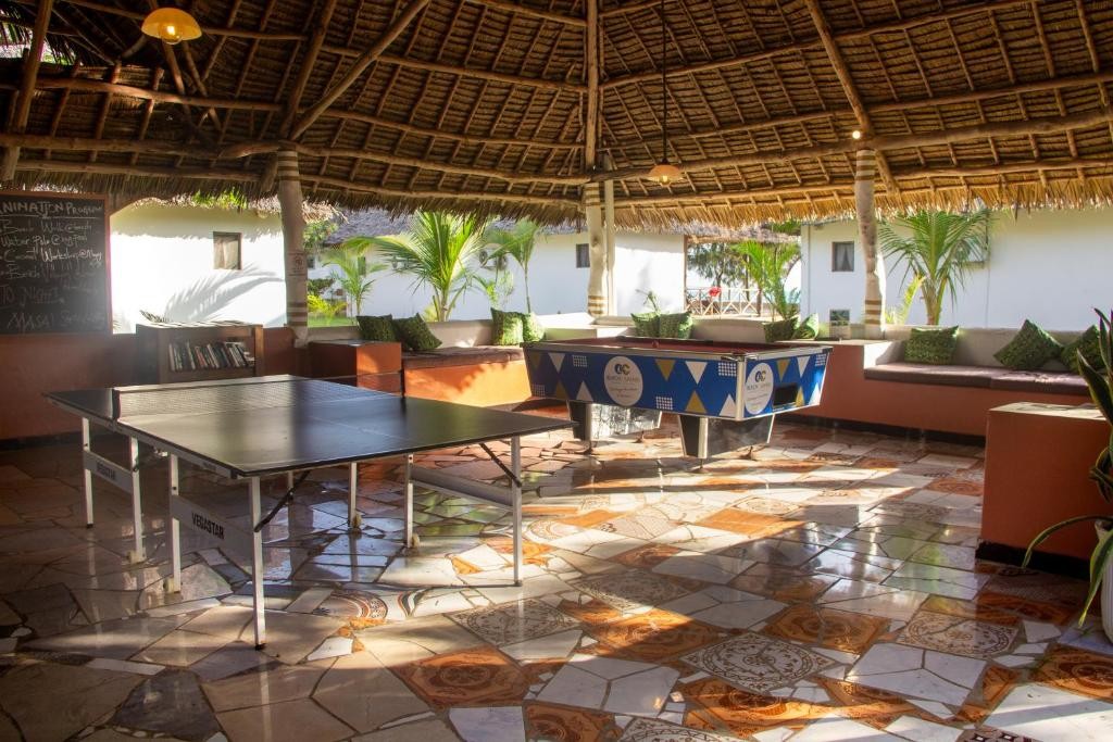 REEF AND BEACH RESORT