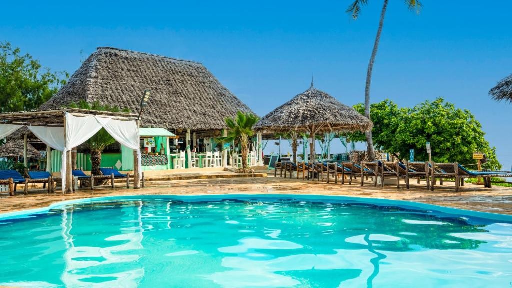 REEF AND BEACH RESORT