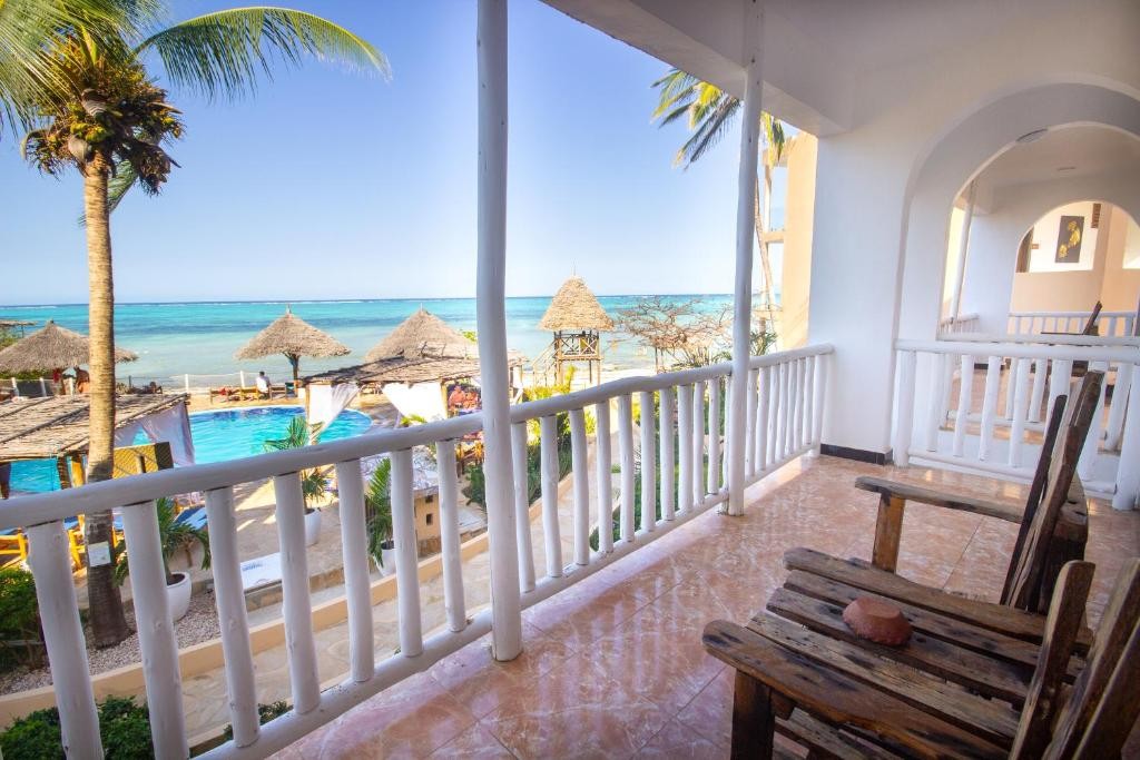 REEF AND BEACH RESORT