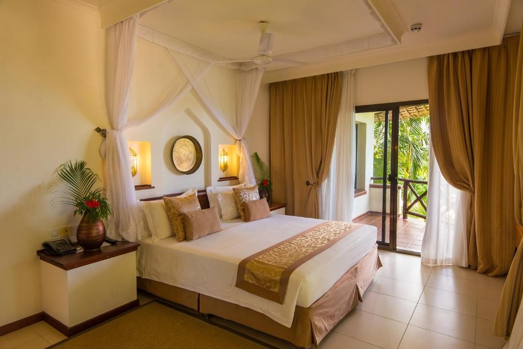 SEA CLIFF RESORT AND SPA