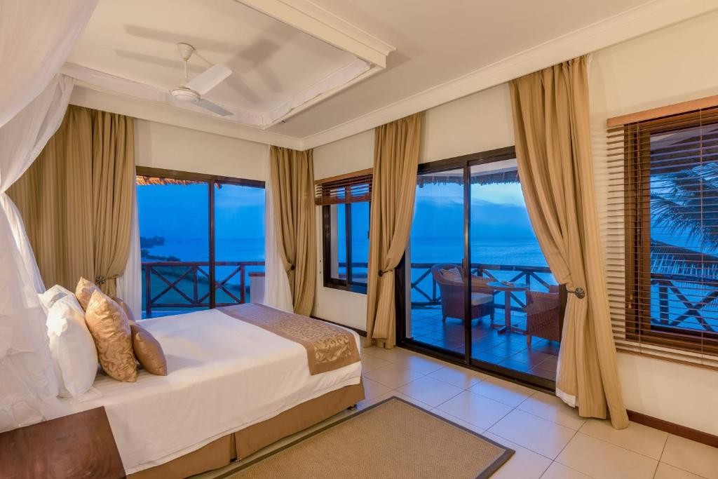 SEA CLIFF RESORT AND SPA
