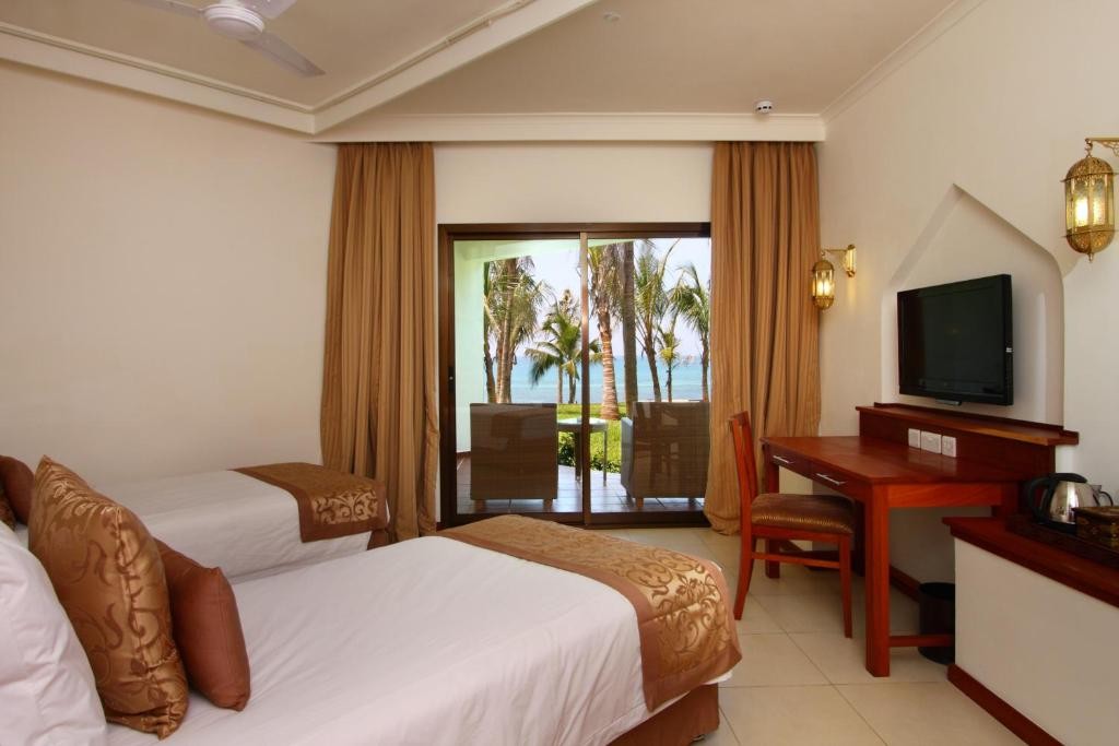 SEA CLIFF RESORT AND SPA